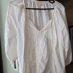 Michael Kors White Textured Blouse..fits bigger ..more Like a medium